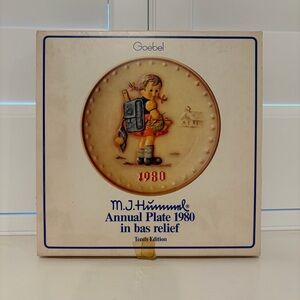 NIB VINTAGE M. J. Hummel Annual Plate 1980 Tenth Edition
